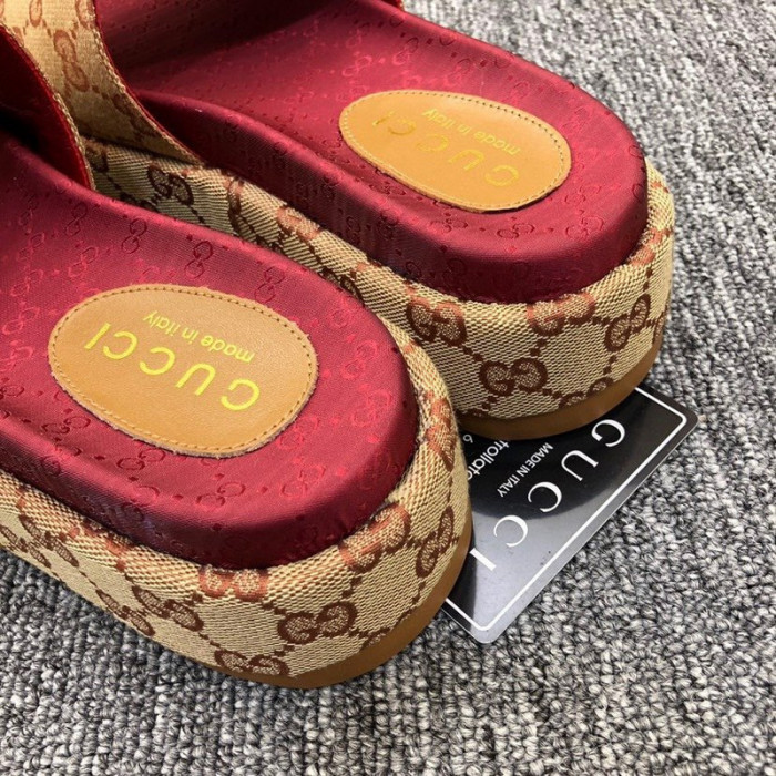 Gv*c sandals