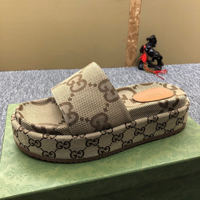 Gv*c sandals