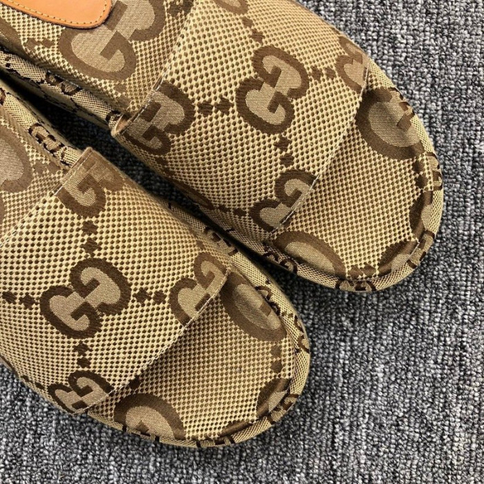 Gv*c sandals