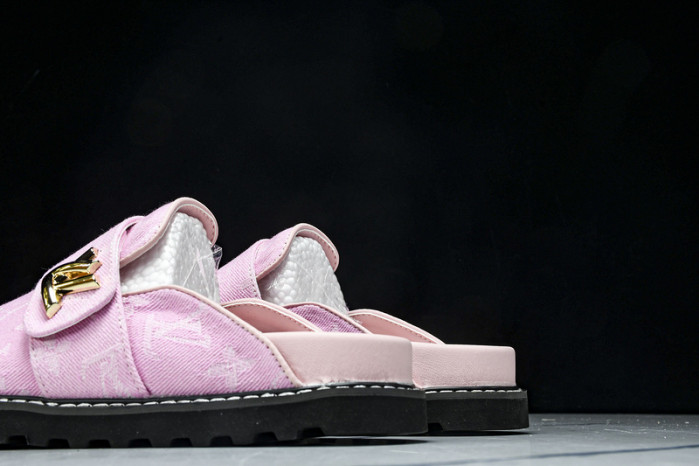 LV SANDALS