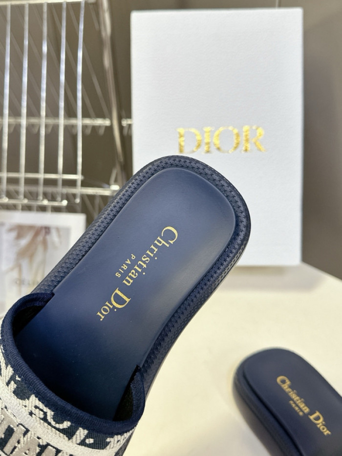 D10r lady sandals
