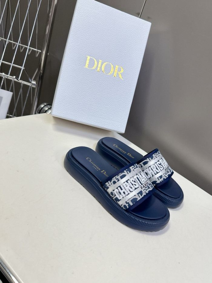D10r lady sandals