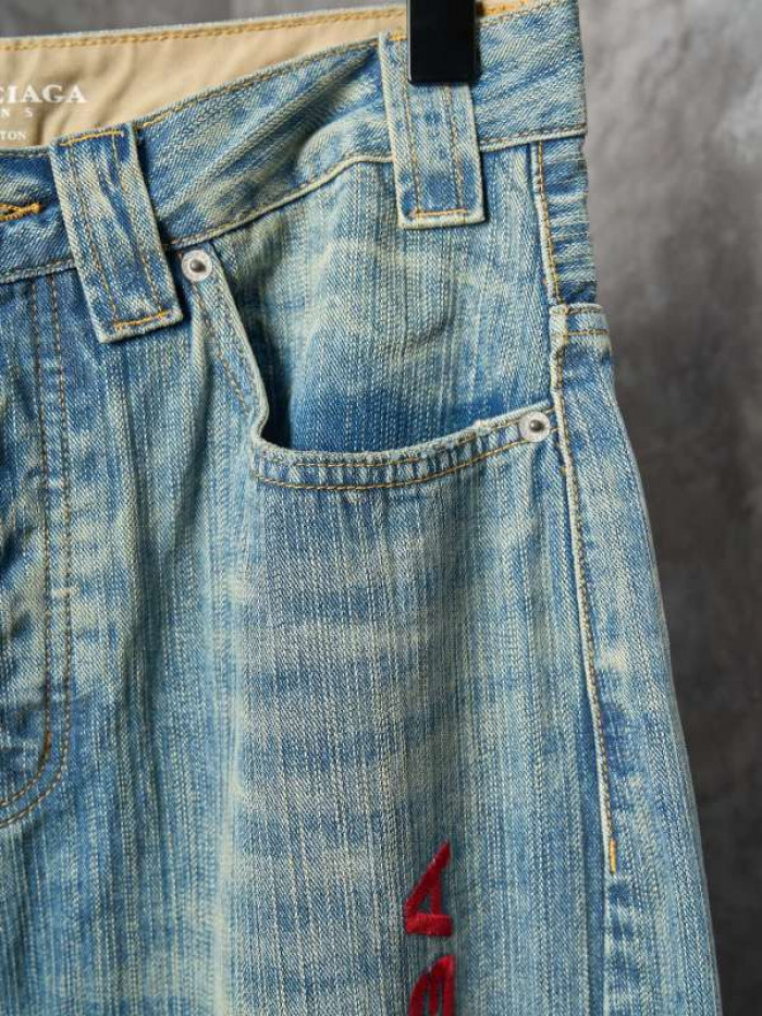 Balen*ciaga Jeans