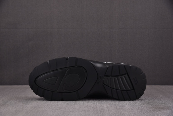 D10r b30 sneaker