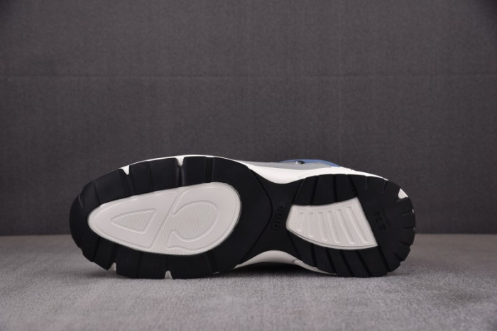 D10r b30 sneaker