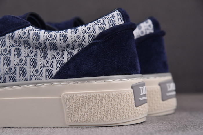 D*or b23 sneaker