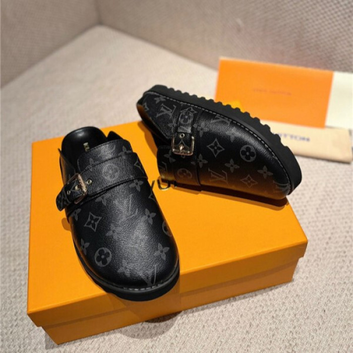 LV SANDALS