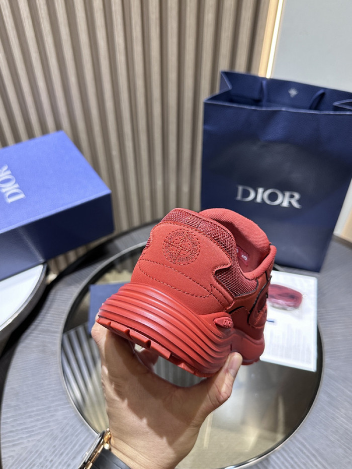 D10r b30 sneaker