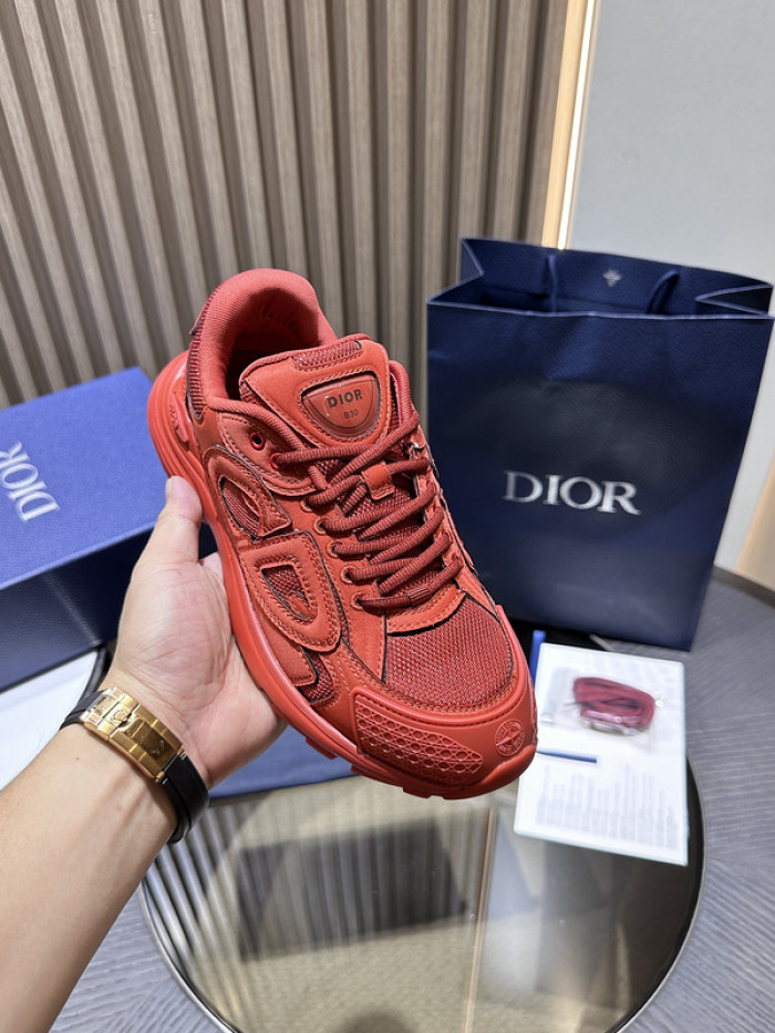 D10r b30 sneaker