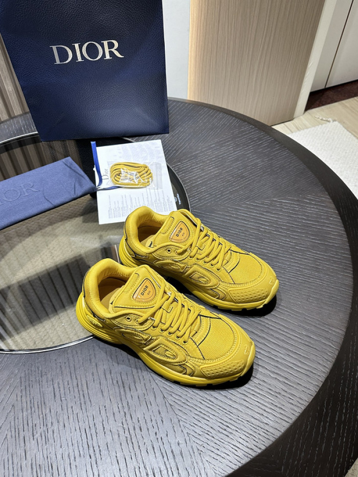 D10r b30 sneaker