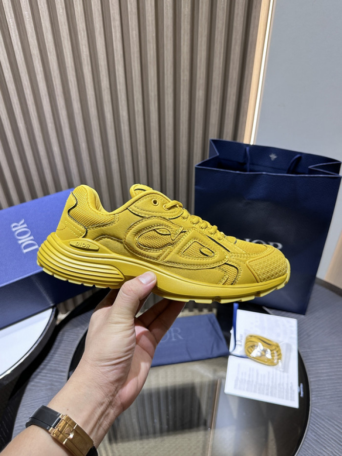 D10r b30 sneaker