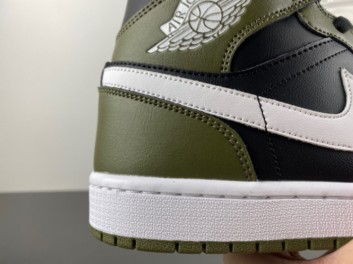 JORDAN 1 mid BQ8426-092