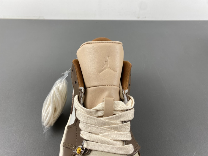 JORDAN 1 RETRO LOW HF5743-221