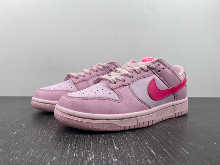nike dunk low triple pink (gs) dh9765-600
