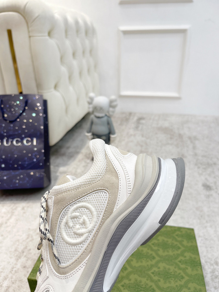 Gvc*1 run sneaker