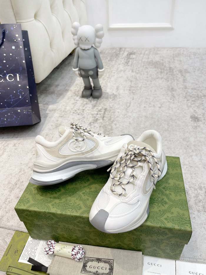Gvc*1 run sneaker