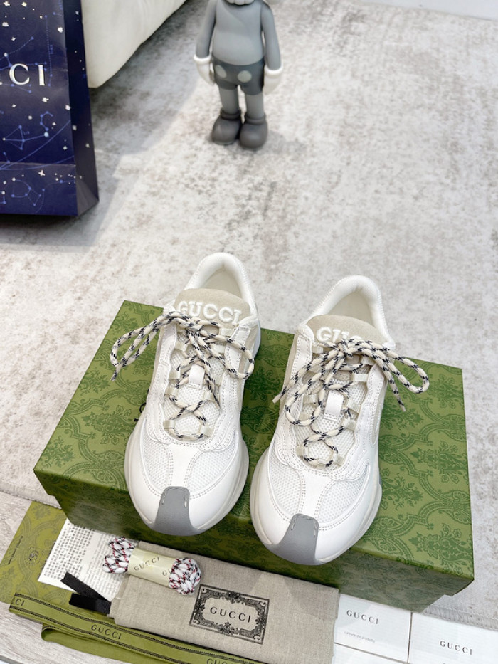 Gvc*1 run sneaker