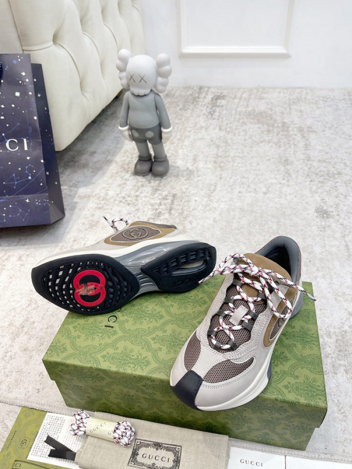 Gvc*1 run sneaker