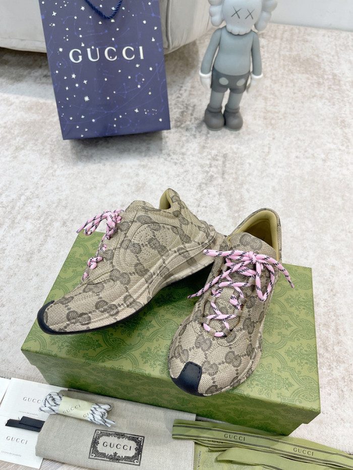 Gvc*1 run sneaker