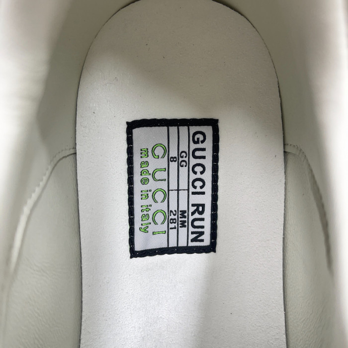 Gvc*1 run sneaker