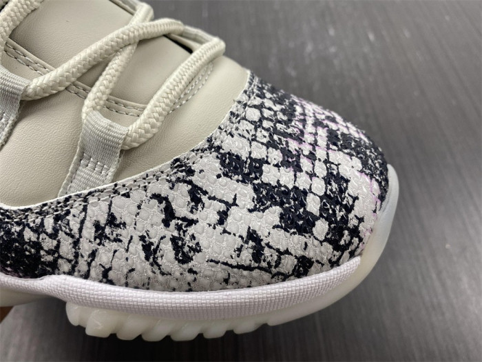 jordan 11 retro low snake light bone cd6847-002