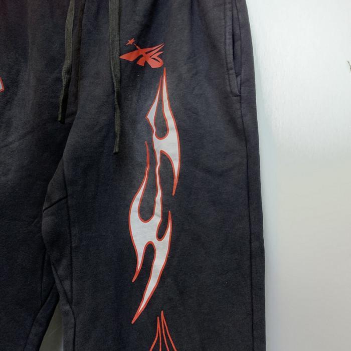 He11star pants