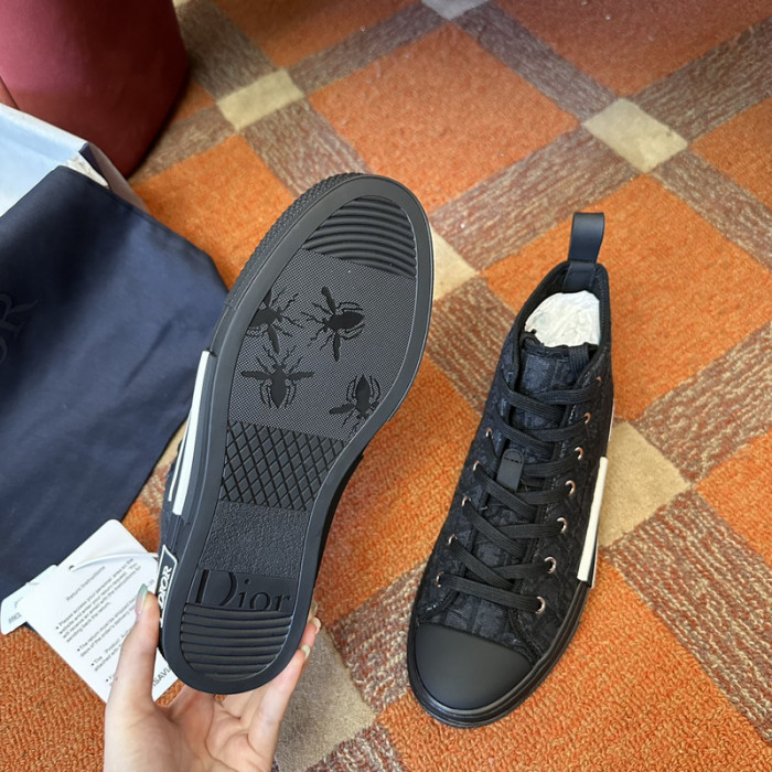 D10r b23 oblique sneaker