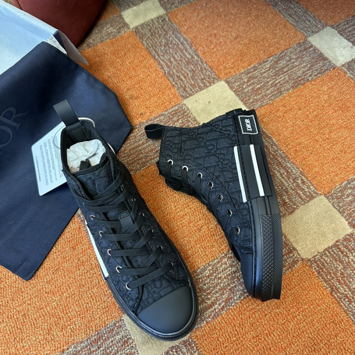 D10r b23 oblique sneaker