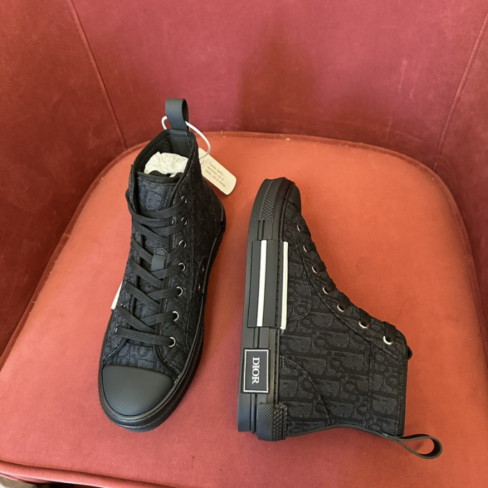 D10r b23 oblique sneaker
