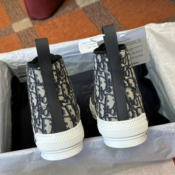 D10r b23 oblique sneaker
