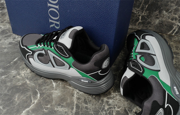 D10r b30 sneaker