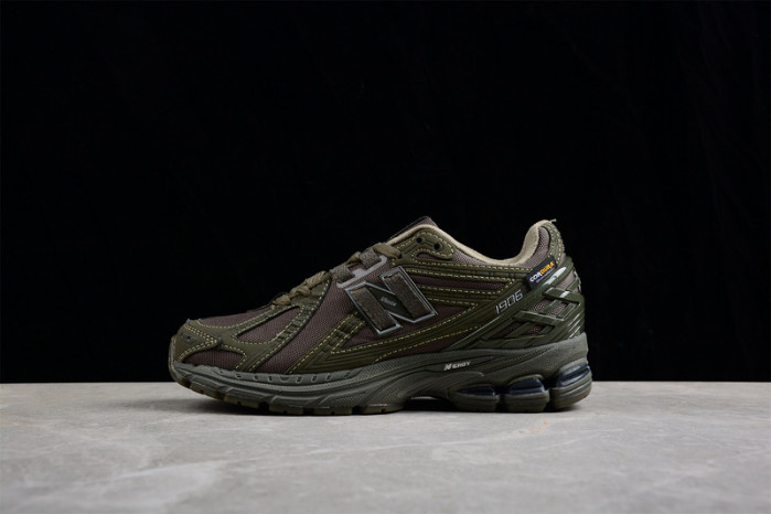 new Ba1an*e 1906r cordura olive m1906rs