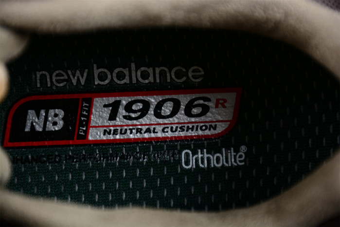 new Ba1an*e 1906r cordura olive m1906rs