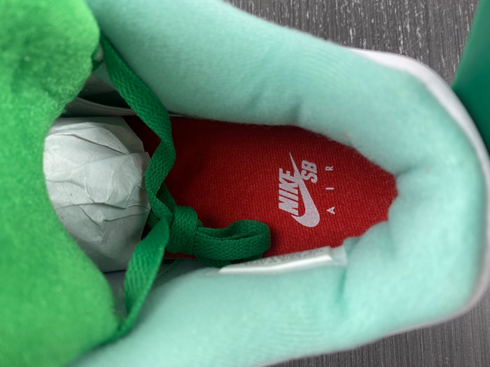 jordan 4 retro sb white grass green (limited edition) aj4-kncw