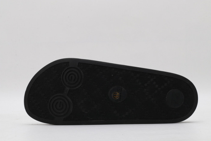 Gv*c sandals