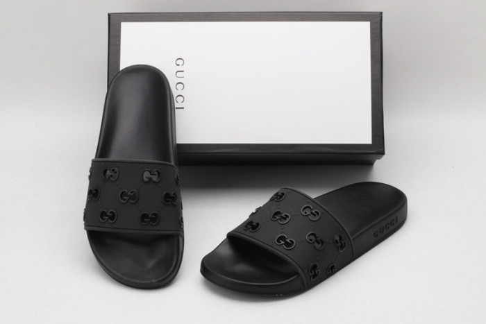 Gv*c sandals