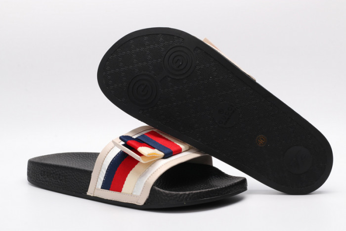 Gv*c sandals