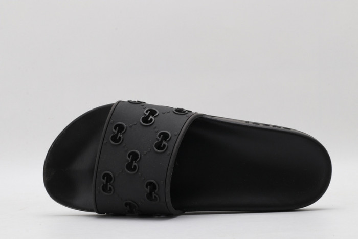 Gv*c sandals