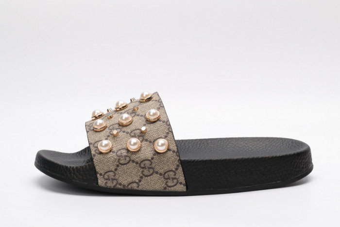 Gv*c sandals