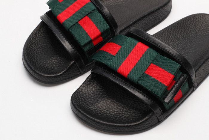 Gv*c sandals