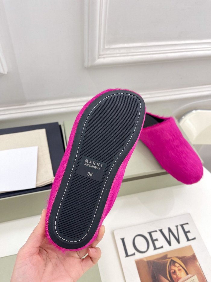 Ma*n1 calf hair slippers
