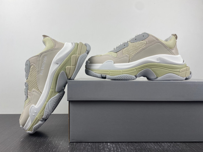 blcg sneaker triple.s.gomma gray-light green 524039 w2fw4 9790