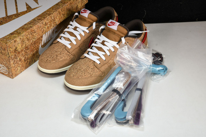 nike dunk low sp clot cork fn0317-121