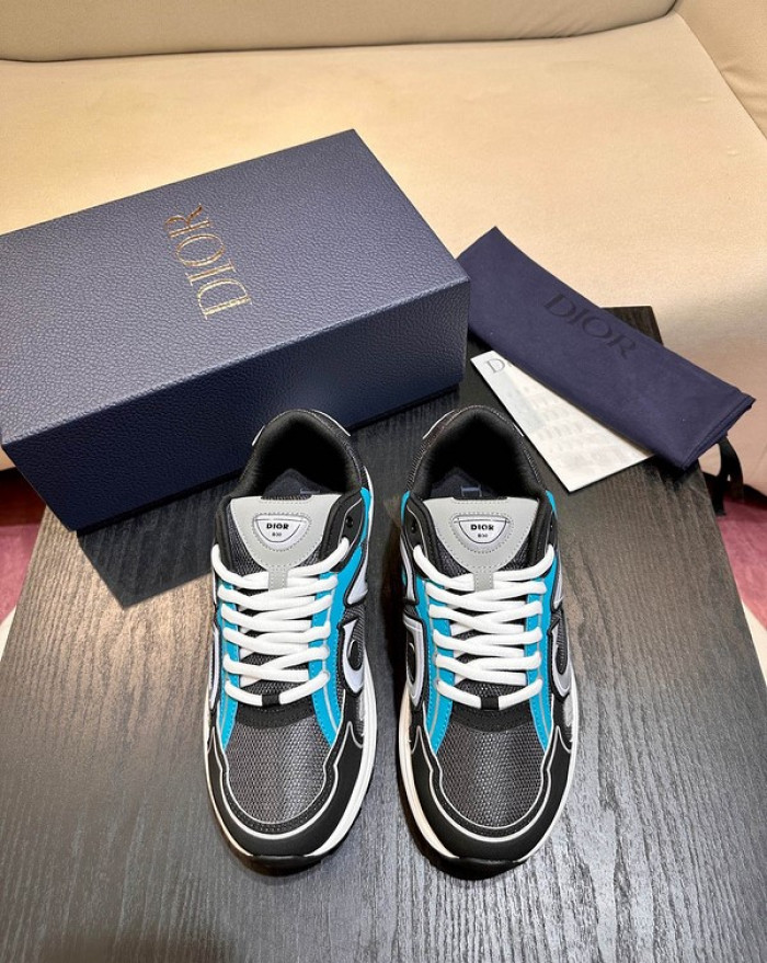D10r b30 sneaker