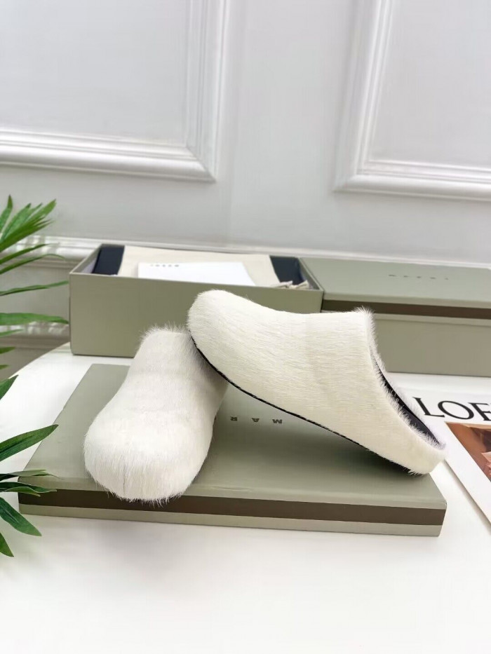 Ma*n1 calf hair slippers