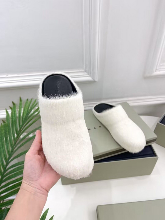 Ma*n1 calf hair slippers