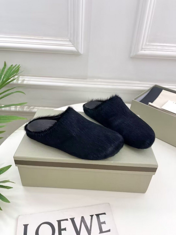 Ma*n1 calf hair slippers