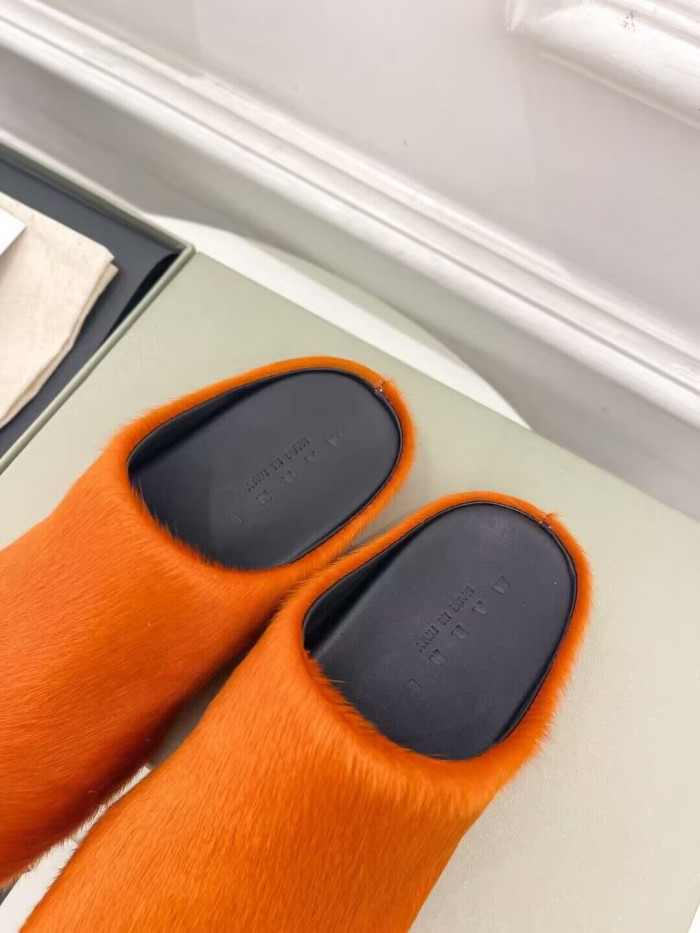 Ma*n1 calf hair slippers