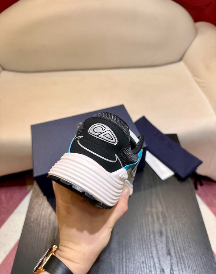 D10r b30 sneaker