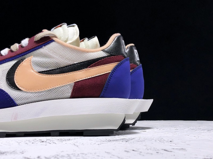 nike ld waffle sacai white blue bv0073-700